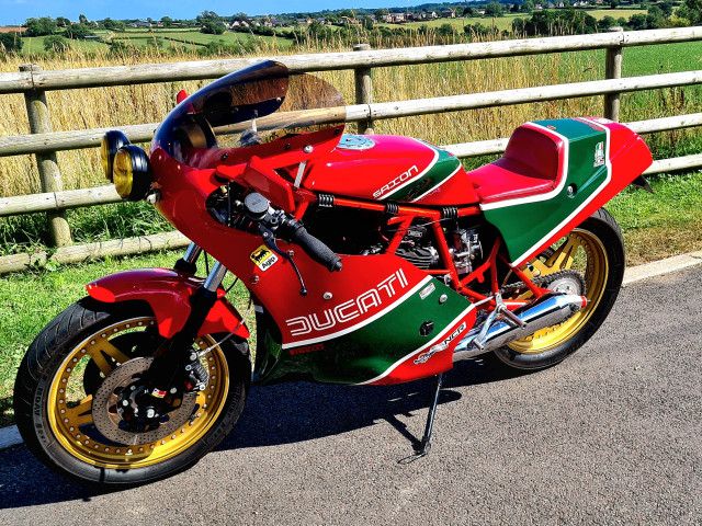 Rare Ducati TT2 REPLICA  0