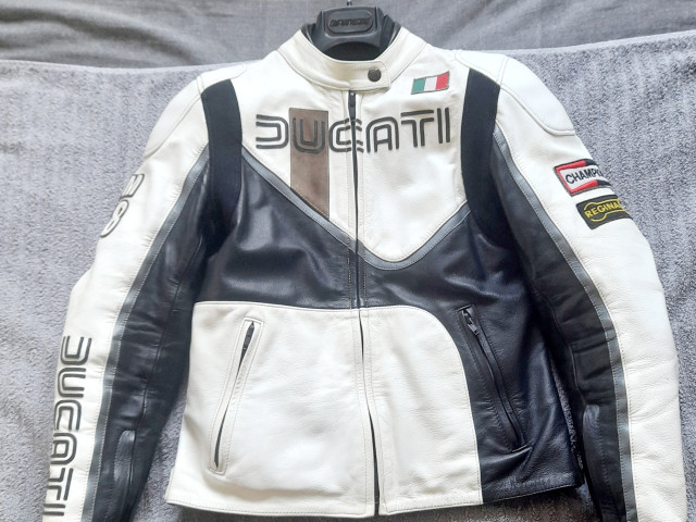 Genuine Ducati Dainese "IOM" 78 Ladies Leather Jacket Size 10 Free P&P 0