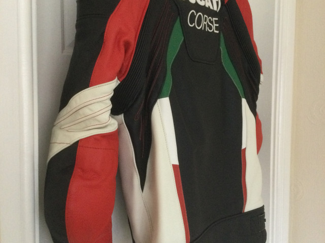 Dainese Ducati Corse C3 leather jacket size EU54 6