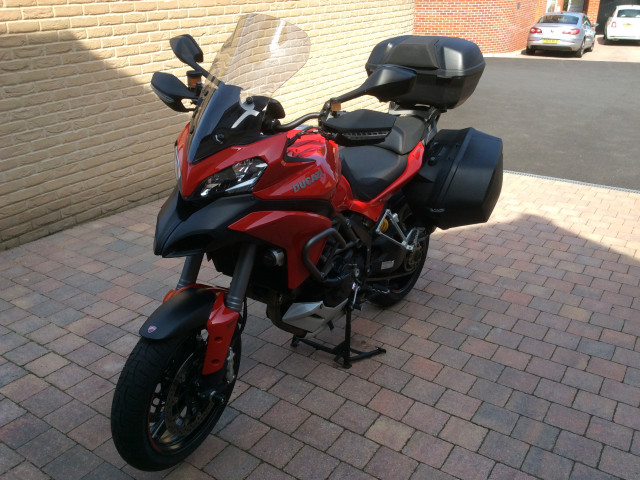 Ducati Multistrada 1200S Granturismo 1