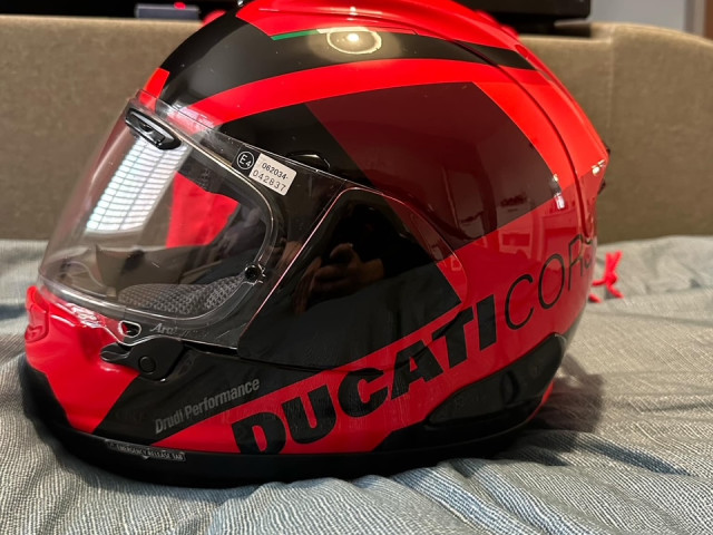 Arai RX-7V EVO - DUCATI 3