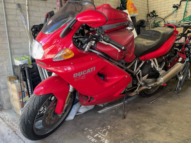 Ducati ST4s ABS 2003 for renovation 1