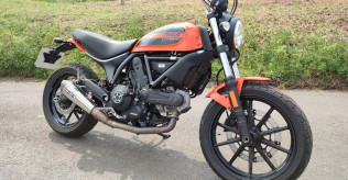 Ducati Scramber 400