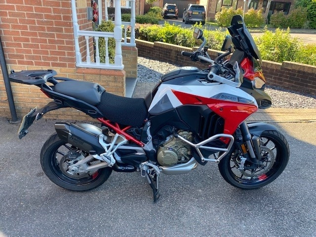 Ducati Multistrada V4S Sport 1