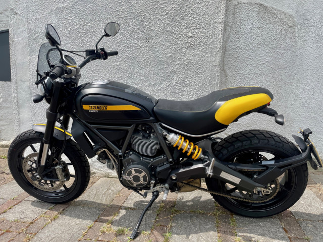 2016 DUCATI SCRAMBLER 800 FULL THROTTLE - Only 1848 Miles 13