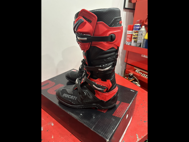 Ducati explore T7 Boots 3