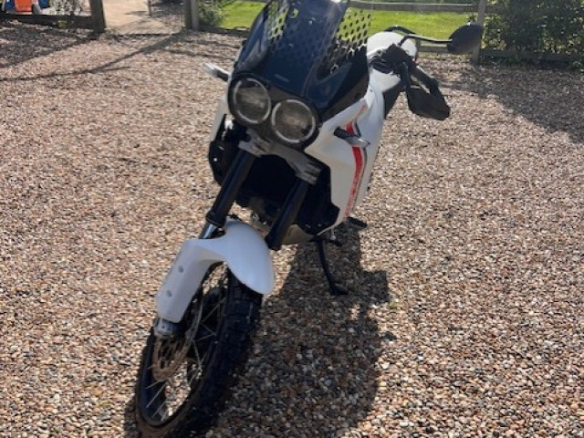 Ducati Desert X 2